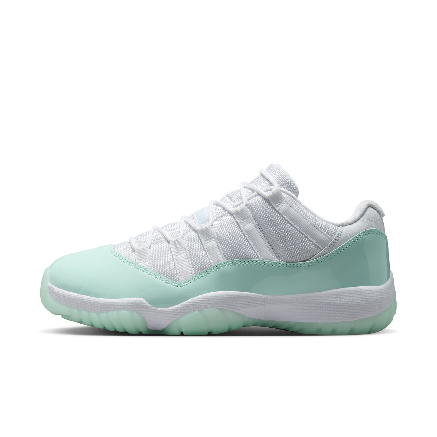 Jordan 11 Retro Low "Igloo"