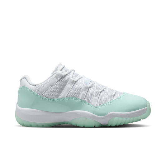Jordan 11 Retro Low "Igloo"